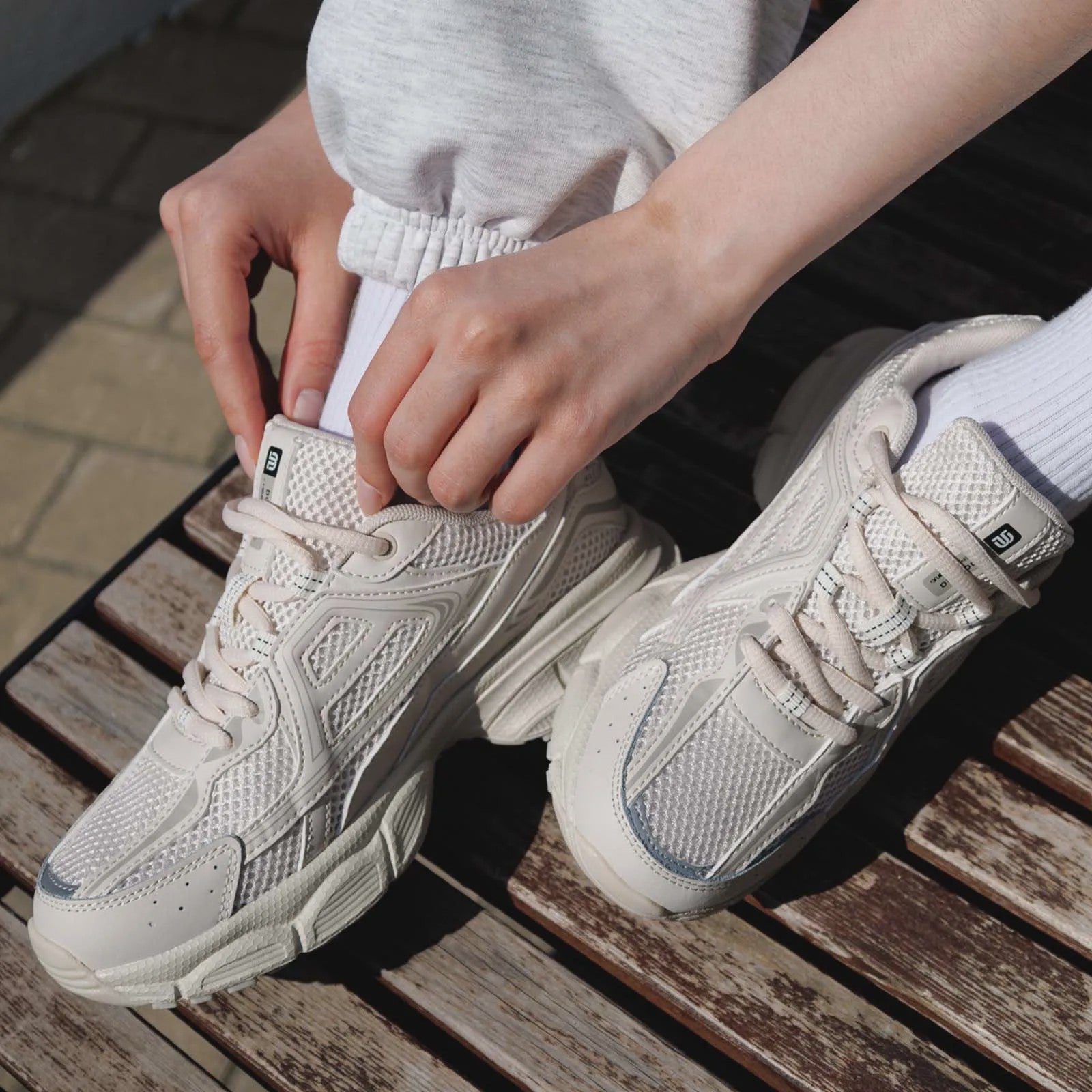 Baasploa Dames Sportschoenen - Lichtgewicht Ademende Hardloopsneakers met Anti-slip Zool