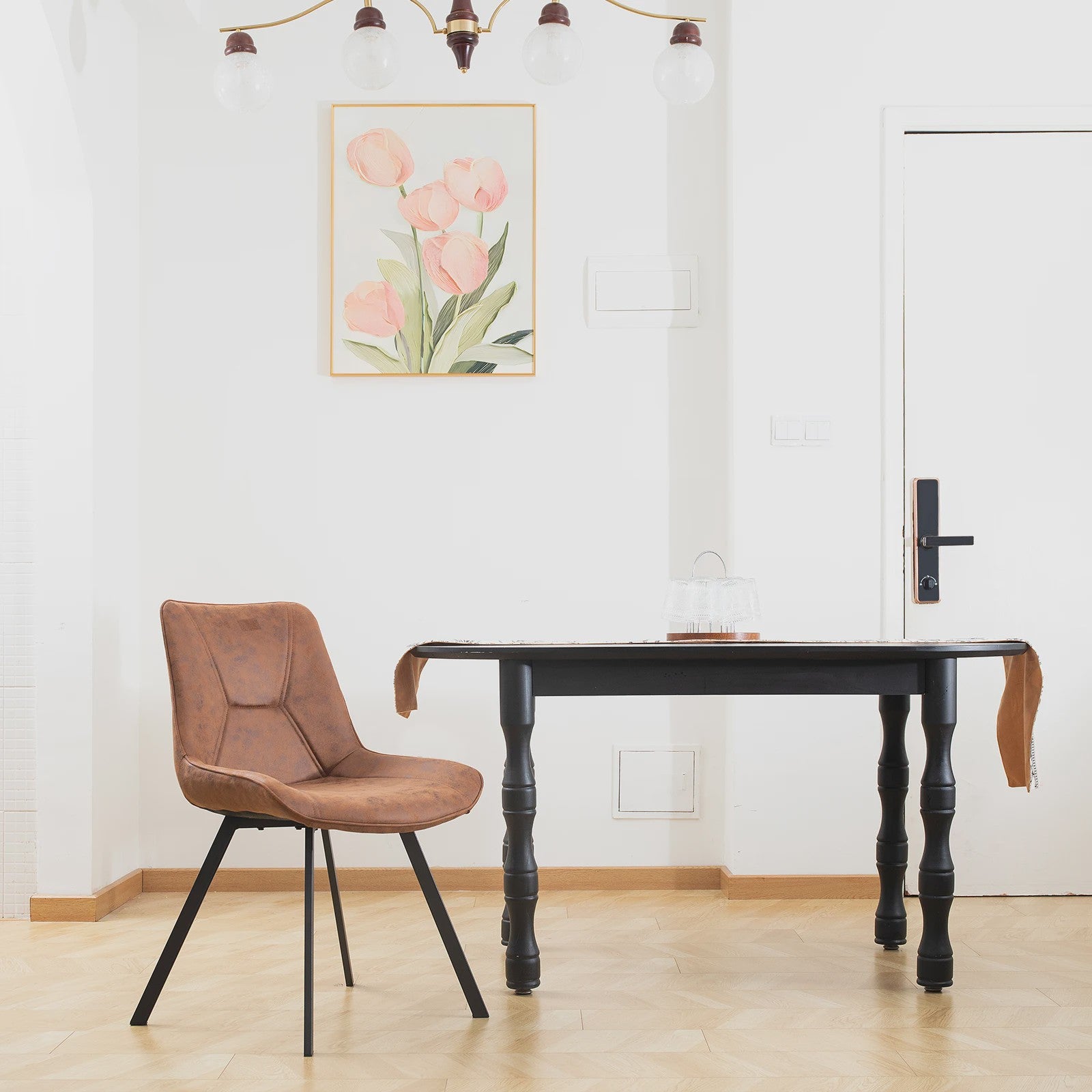 Set van 2 Moderne Kunstleren Eetkamerstoelen Bruin met Zwarte Metalen Poten