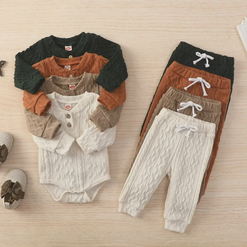 Gebreide Baby Set: Romper met Lange Mouwen en Broekje - Herfst Collectie