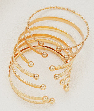 Set van 7 Gouden Punk Armbanden voor Dames - Streetwear & Goth Stijl