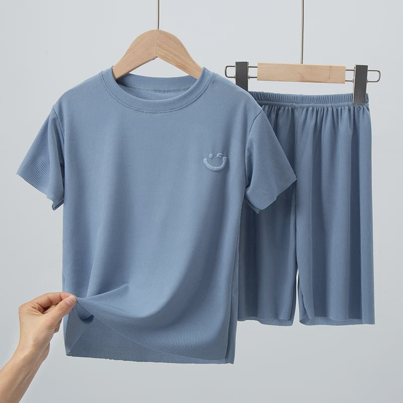 Zomerse Kinder Pyjama Set: Kort Broekje & T-shirt van IJskoud Zijde - Jongens & Meisjes