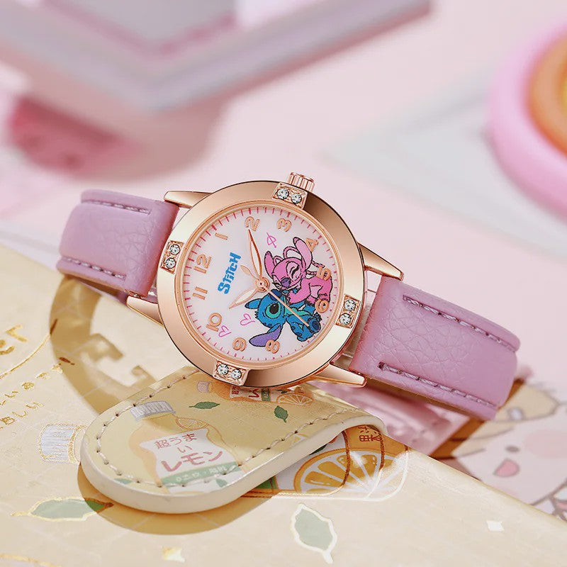 Schattig Stitch Kinderhorloge met Leren Band en Kristallen Wijzerplaat - Perfect Cadeau