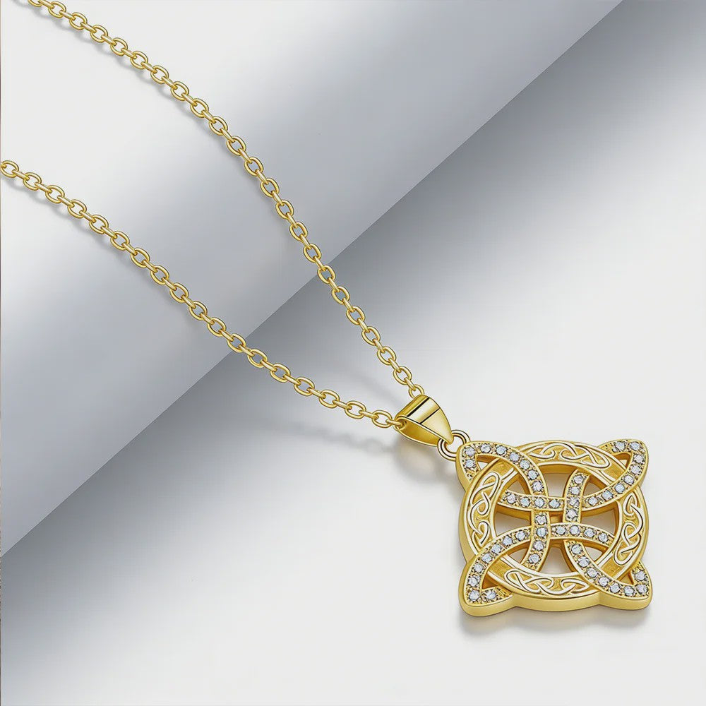 Zilverkleurige Ketting met Zirconia en Keltisch Patroon - Elegant Dames Sieraad