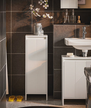 SoBuy Witte Wasgoedkast met Uitklapbare Waszak - Stijlvolle Badkamer Opberger