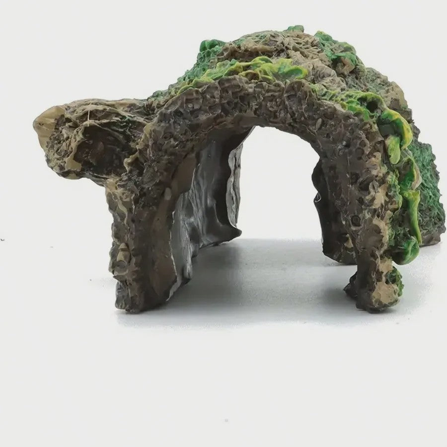 Levensgetrouwe Aquarium Grot met Groen Decor - Natuurlijke Schuilplaats voor Vissen