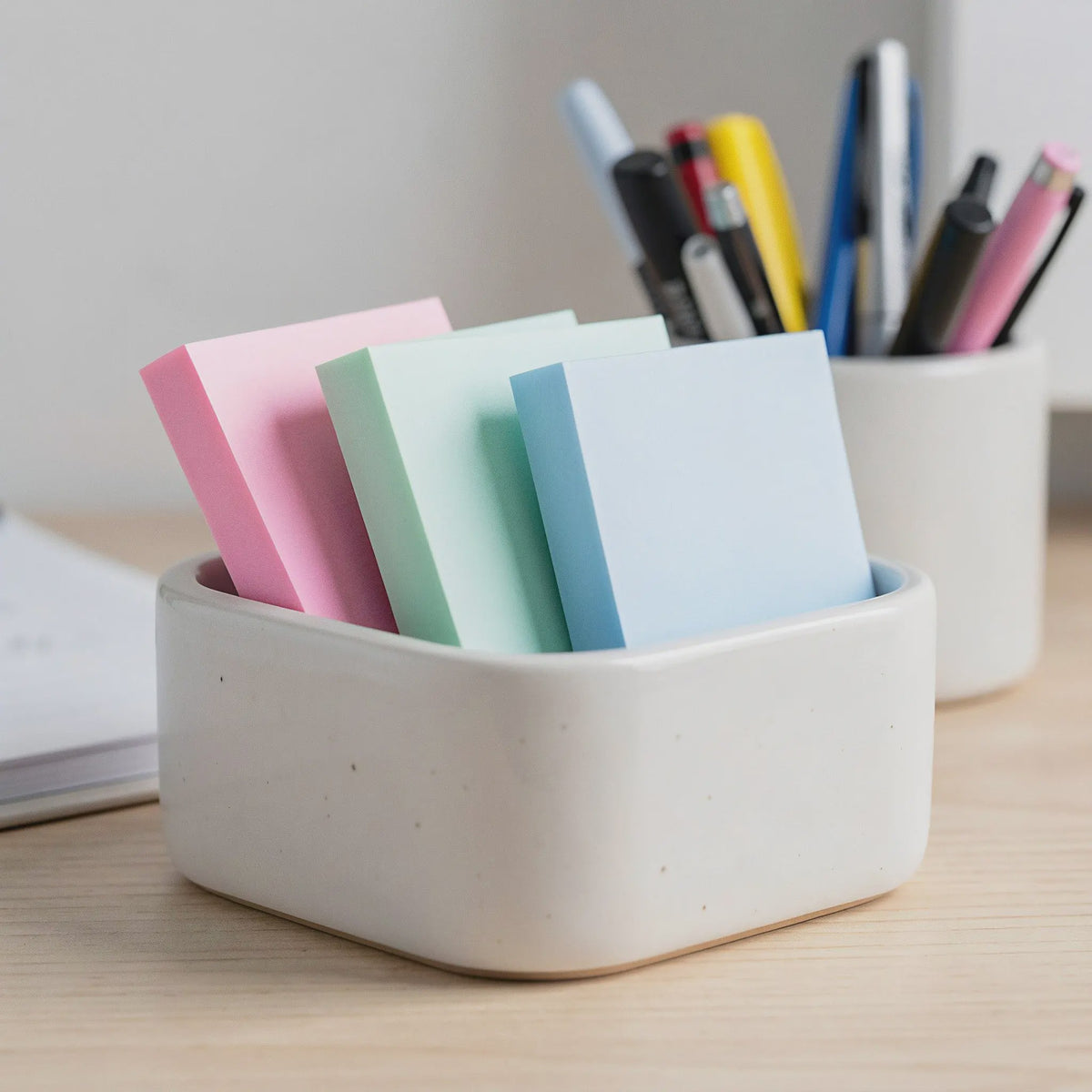 Set van 12 Kleurrijke Plaknotities - Zelfklevende Memo Blocjes voor Kantoor & School