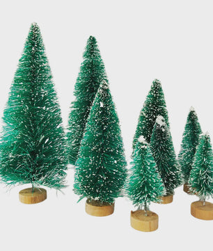Set van 5 of 8 Mini Kerstboompjes - Tafeldecoratie met Houten Voet