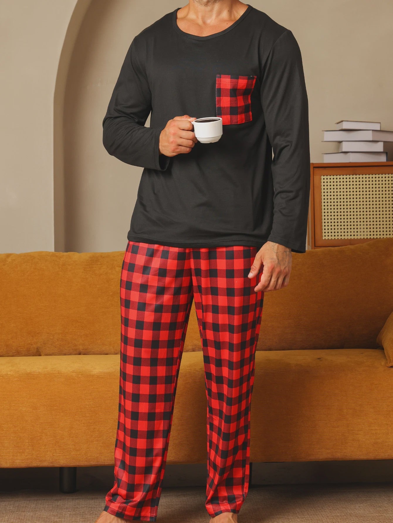 Heren Pyjama Set: Comfortabele Lange Mouwen & Ruitjes Broek voor Herfst/Winter