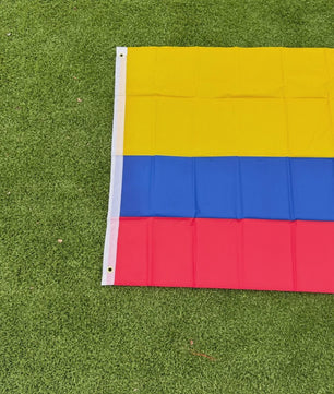Colombiaanse Vlag 150x90cm - Duurzaam Polyester, Dubbel Gestikt voor Binnen en Buiten