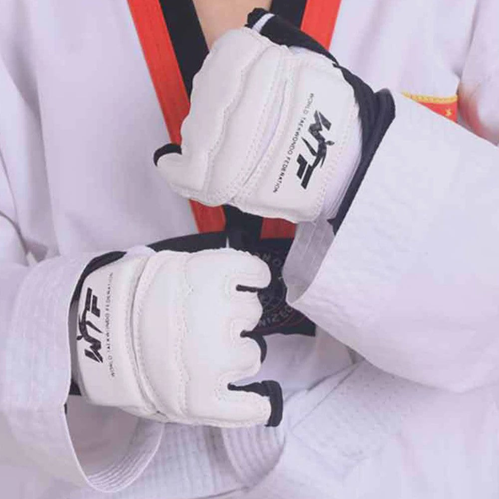 Karate & Taekwondo Handschoenen en Voetbeschermers Set - Half Vinger & Flexibel
