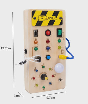 Houten Montessori Busy Board met LED Lichtjes en Schakelaars - Educatief Kinderspeelgoed voor Ontwikkeling en Reisplezier