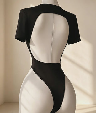 Dames Backless Bodysuit met Korte Mouwen - Comfortabele Basis met Open Rug
