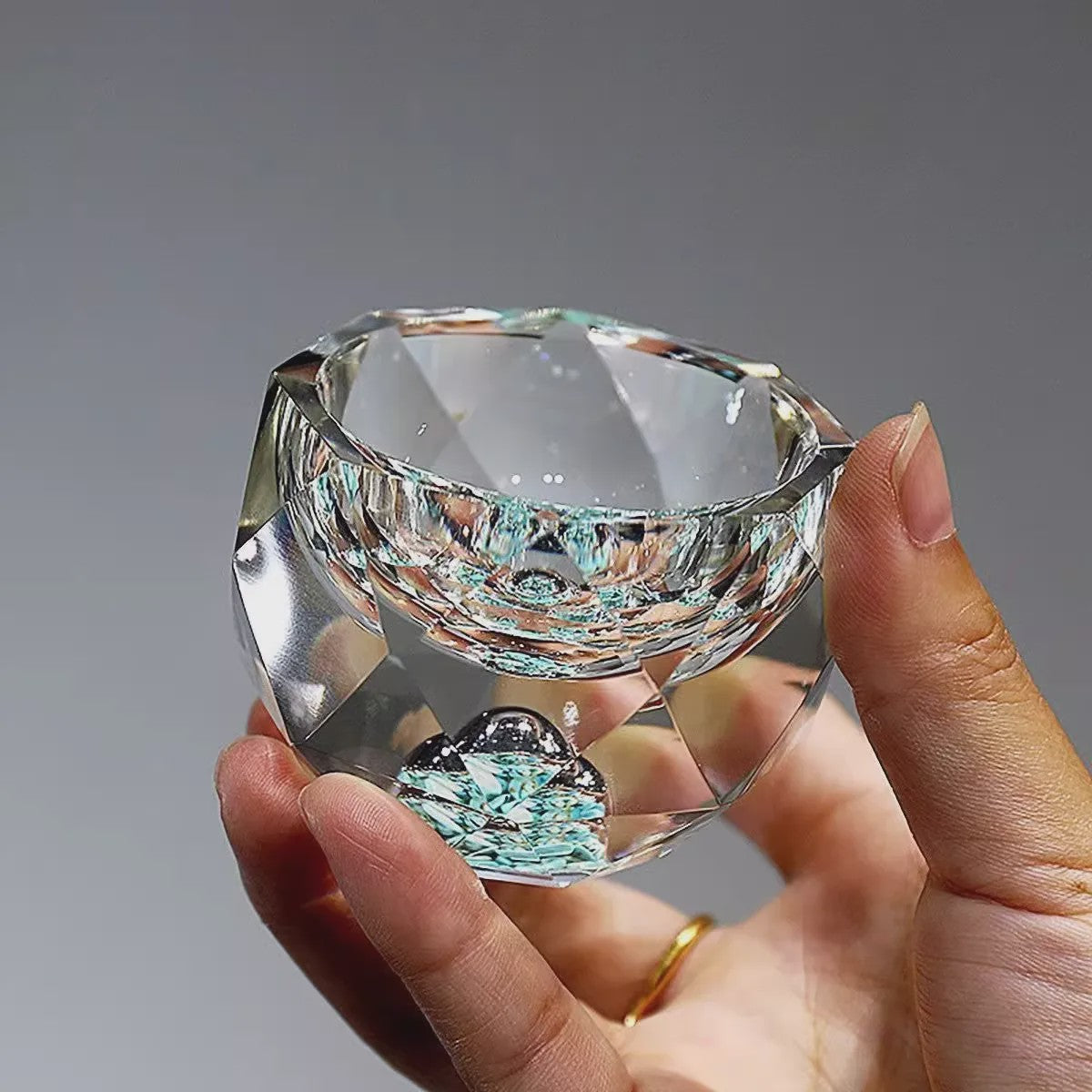 Luxe Kristalglas Shotglas 50ml met Dubbele Bodem en Goudfolie - Perfect voor Vodka, Sake of Thee