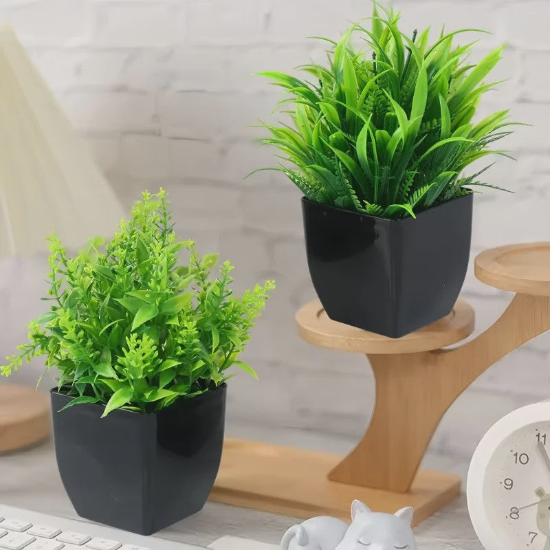 Kunstplant in Zwarte Pot - Decoratieve Groene Plant voor Huis, Kantoor & Feest