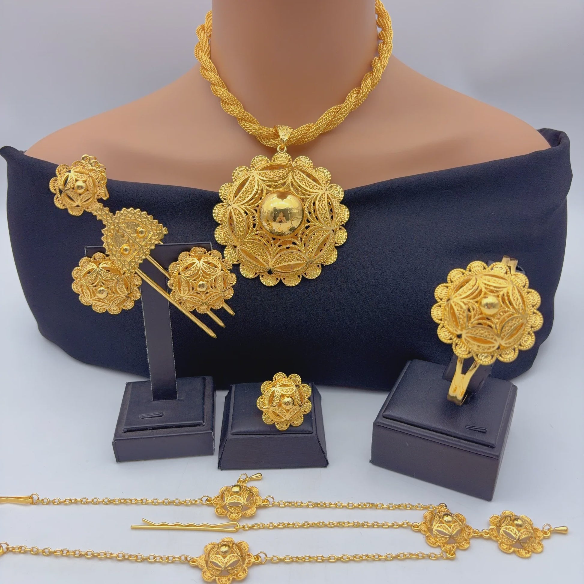 Gouden Sieraden Set Dames 24k Verguld - Afrikaans/Indisch Design met Grote Hanger - Bruiloft & Cadeau