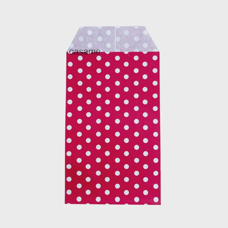 Kleine Kraft Papieren Zakjes met Stippen - Set van 10, 25 of 50 stuks - Ideaal voor Feestjes, Cadeaus en Kaarten