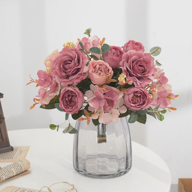 Retro Zijden Bloemenboeket: Vintage Rozen, Hortensia & Pioen voor Bruid & Decoratie