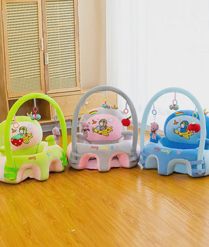 Pluche Baby Zitje met Speelboog - Leer Zitten & Voeden