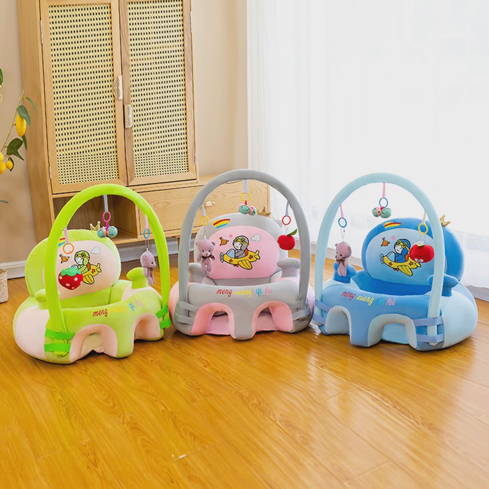 Pluche Baby Zitje met Speelboog - Leer Zitten & Voeden