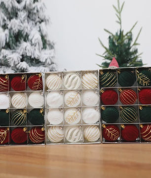 Kerstballen 6cm - Set van 12/16 Stuks - Wijnrood & Goud - Fluweelzacht & Feestelijk