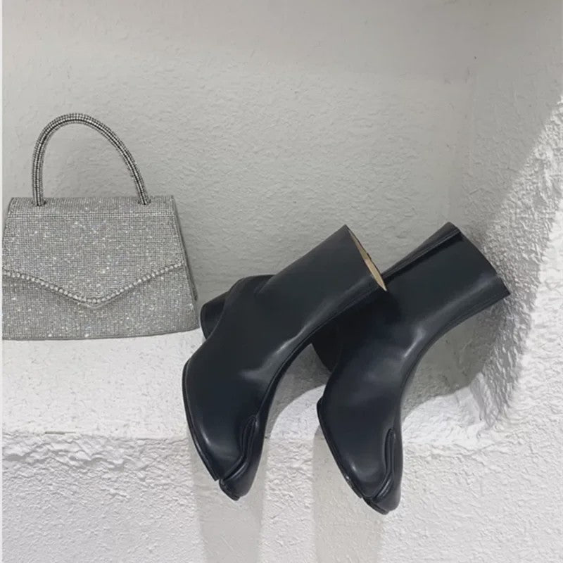 Luxe Dames Enkellaarsjes met Split Toe - Echt Leer, Lage Hak - Herfst/Winter Collectie
