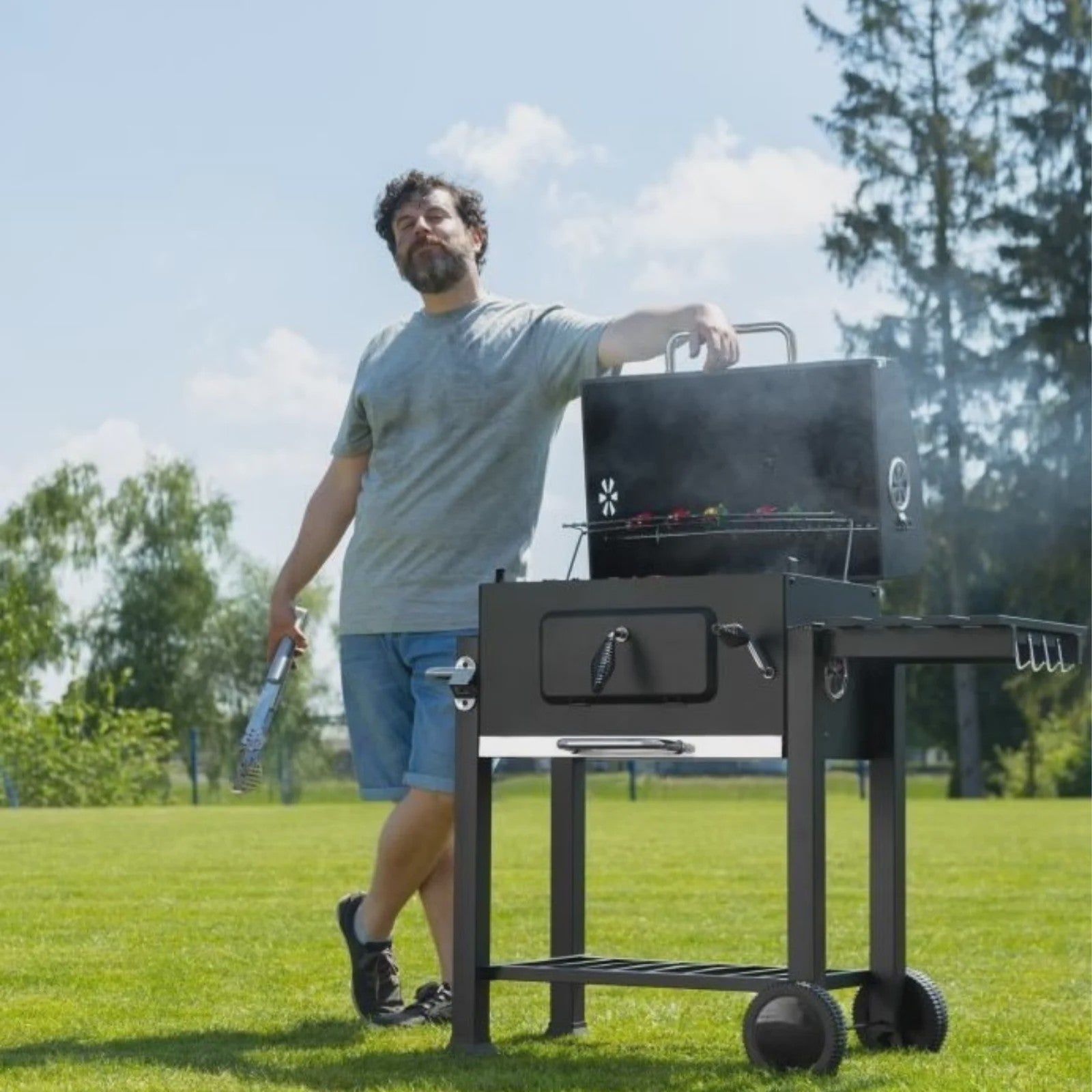 Stevige Houtskool Barbecue Grillwagen met Verstelbare Kolenlade en Handige Haken