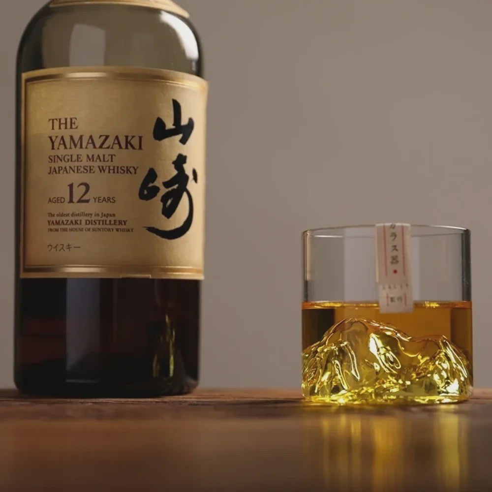 Set van 2 Whiskeyglazen met 3D Berg Design - Kristalhelder & Uniek
