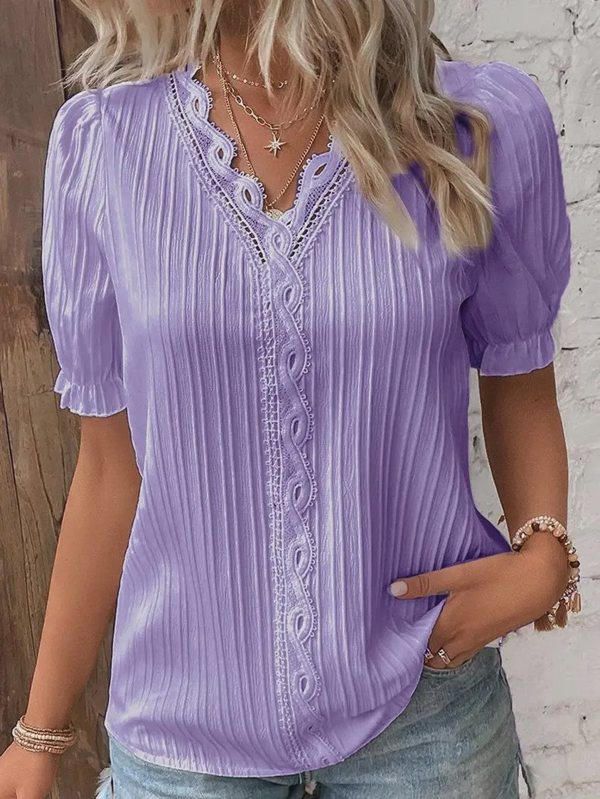 Zomerse Dames Blouse met V-hals en Kantdetails - Korte Mouwen