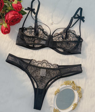 Zwarte Comfortabele 2-delige Lingerieset met Strikjes en Semi-transparant Kant