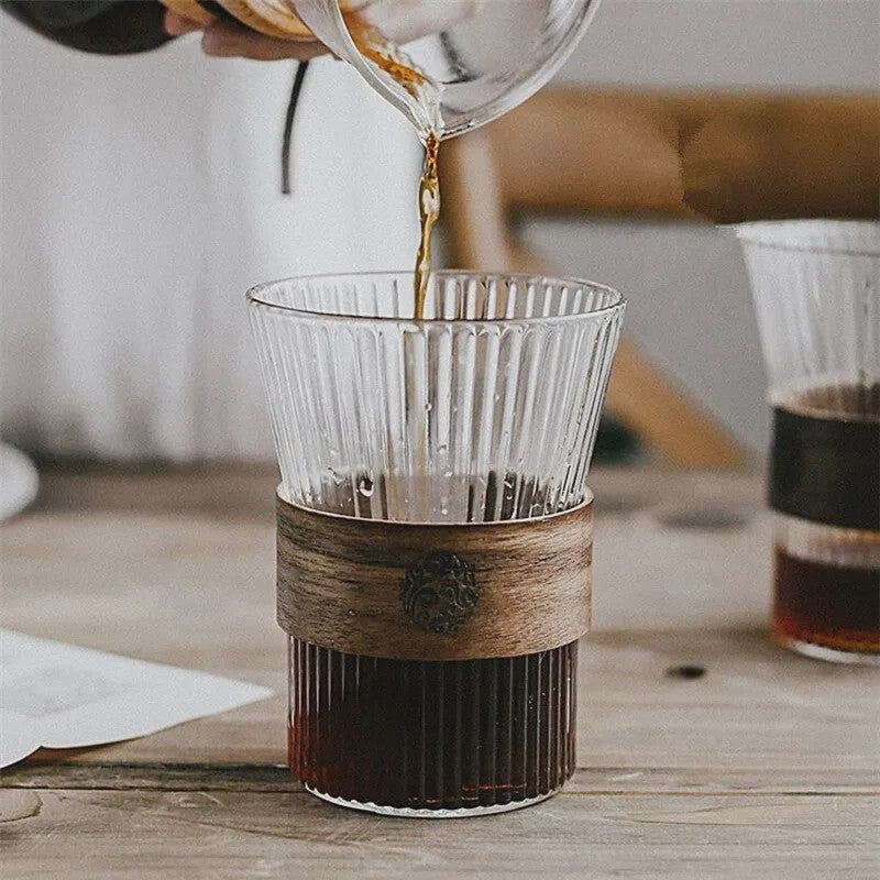 Japanse Stijl Glazen Koffiemok 350ML met Walnoothouten Sleeve - Stijlvol & Hittebestendig