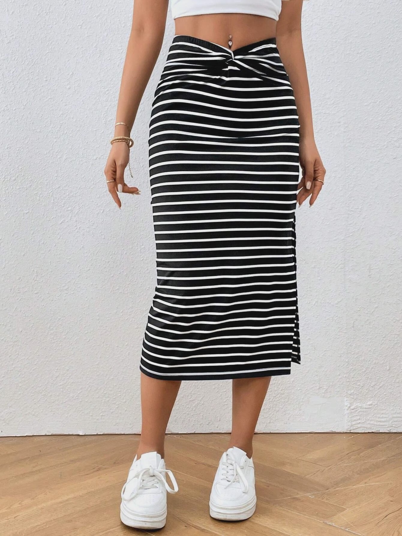 Dames Midi Rok met Streepjes, Knoopdetail en Split