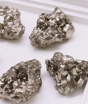 Natuurlijke Peru Pyriet Kristal Cluster - Uniek Mineraal voor Huisdecoratie & Energie