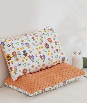 Vrolijk Kinderkussen met Cartoonprint - Afneembaar & Wasbaar Katoen
