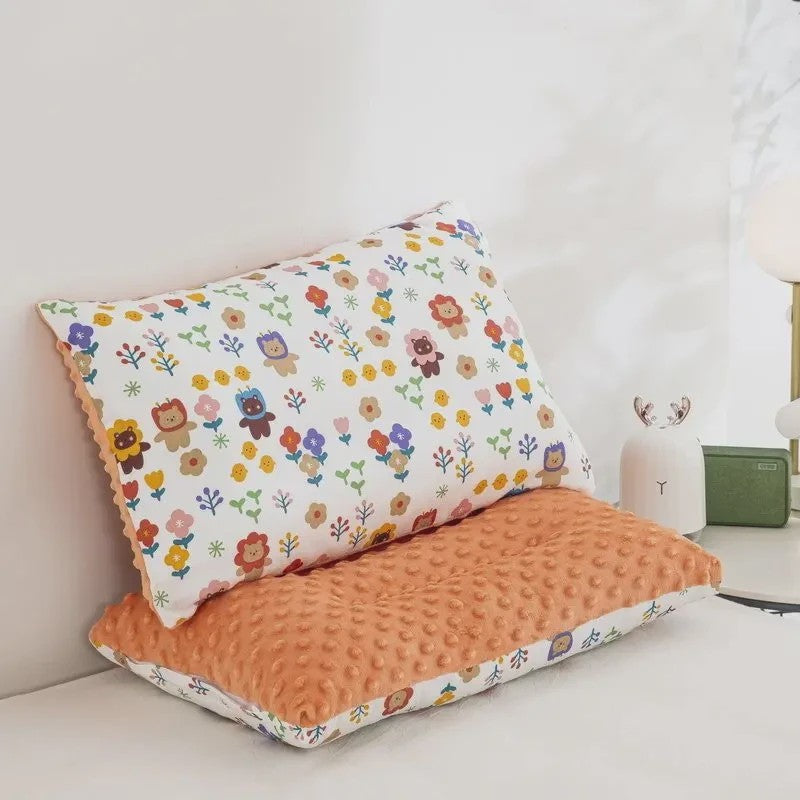 Vrolijk Kinderkussen met Cartoonprint - Afneembaar & Wasbaar Katoen