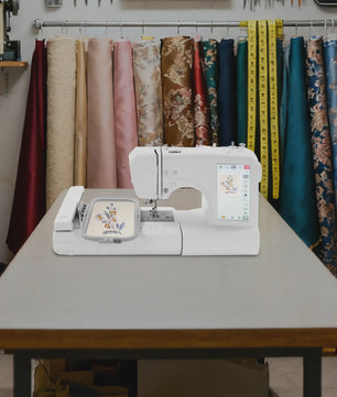 Automatische Borduur- en Naaimachine met 7" Kleurenscherm - 96 Borduurpatronen & 162 Naaiprogramma's