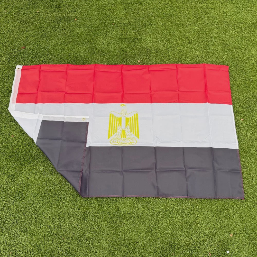 Egyptische Vlag 150x90cm met Adelaar - Duurzaam Polyester voor Binnen en Buiten