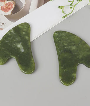 Xiuyan Jade Gua Sha Hartvorm Massagetool voor Gezicht & Nek