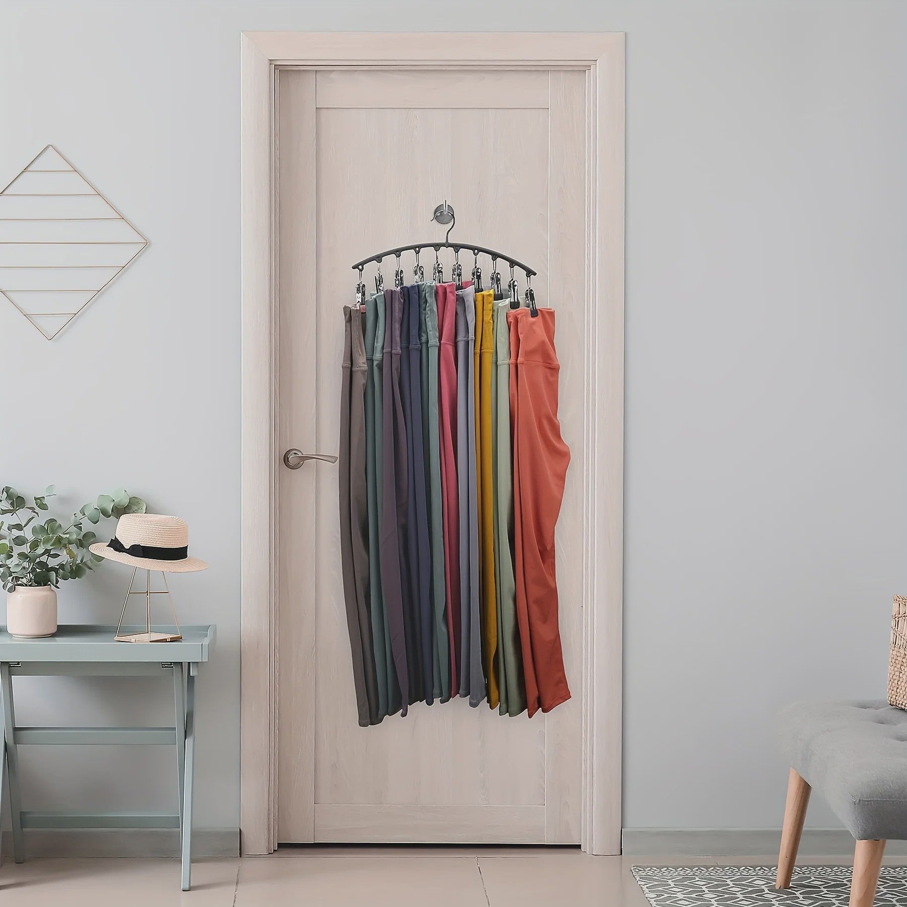 Ruimtebesparende Hanger voor Yogabroeken met 10 Clips - Organiseer je Leggings en Broeken