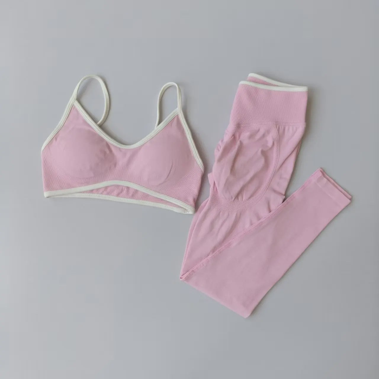 Naadloze 2-delige Sport Set: Leggings met Hoge Taille & Strappy Sport BH voor Fitness en Gym
