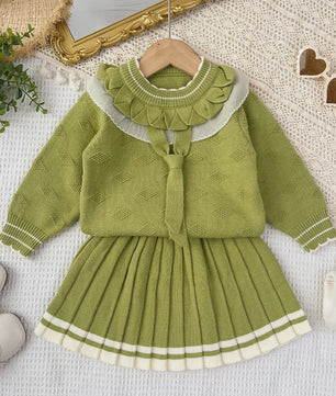 Schattige Gebreide Set: Vest met Kantkraag en Plissé Rok voor Meisjes