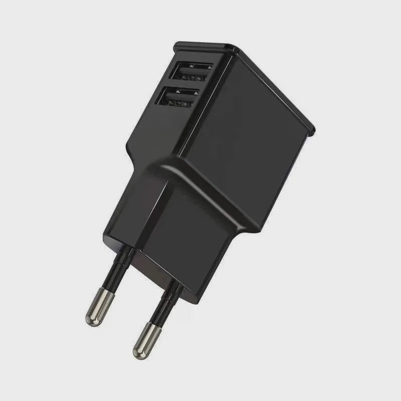 Universele Dual USB Reisadapter EU Stekker 5V - Laad Al Je Apparaten Snel Op