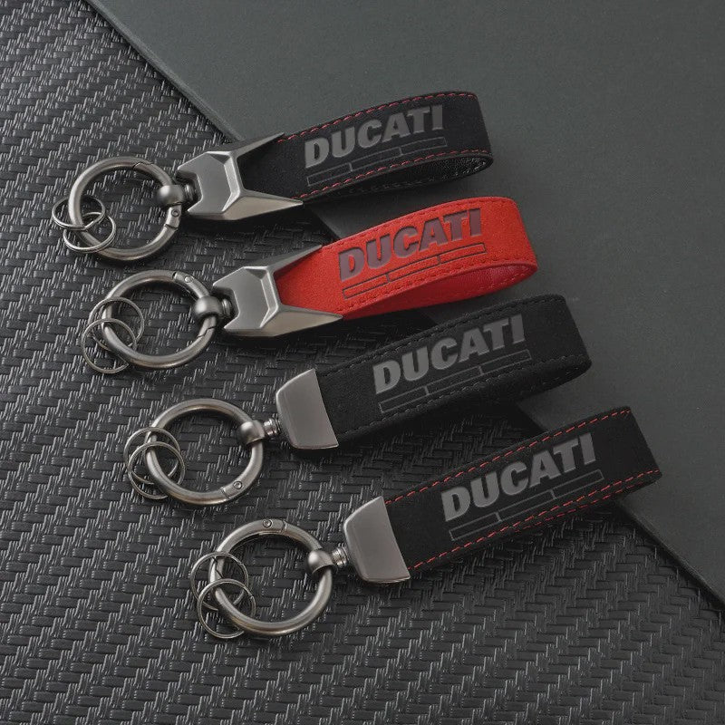 Luxe Suede Sleutelhangerhouder met Ducati Logo - Perfect Cadeau