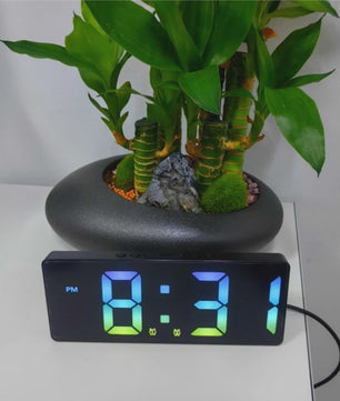Digitale Wekker met Spraakbediening, Temperatuurweergave en Nachtmodus