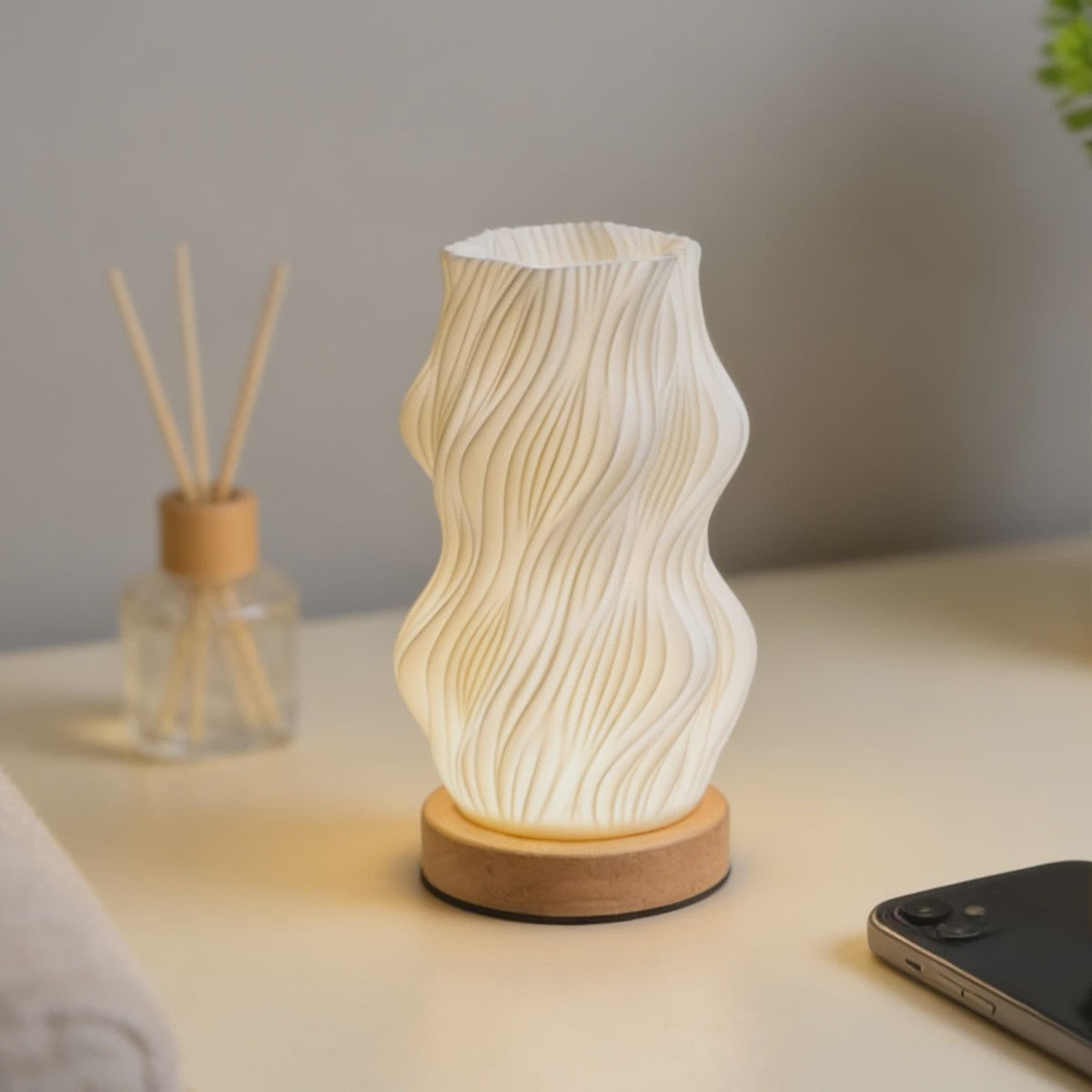 Nordic LED Tafellamp met 3 Kleurtemperaturen & USB-aansluiting