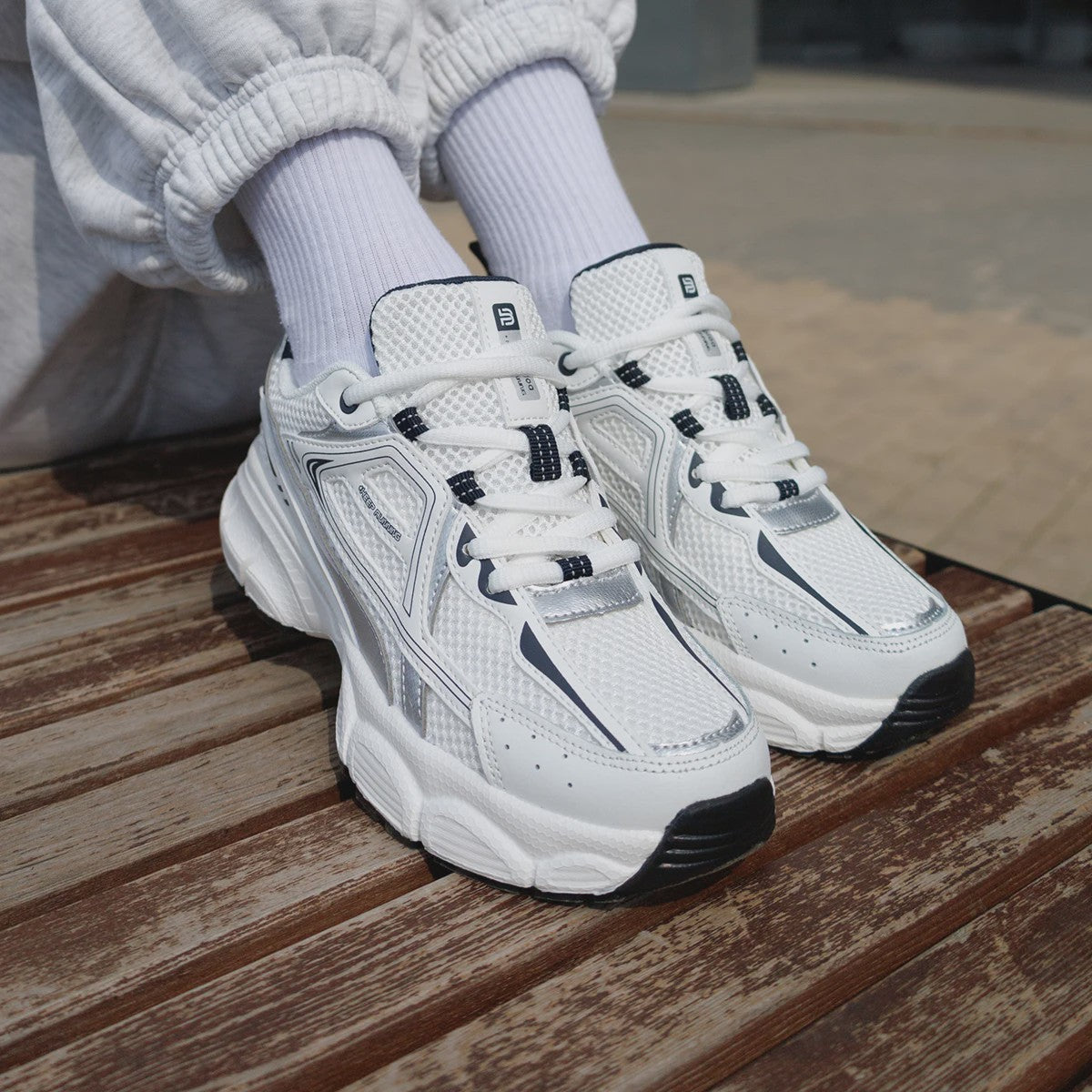Baasploa Dames Sportschoenen - Lichtgewicht Ademende Hardloopsneakers met Anti-slip Zool