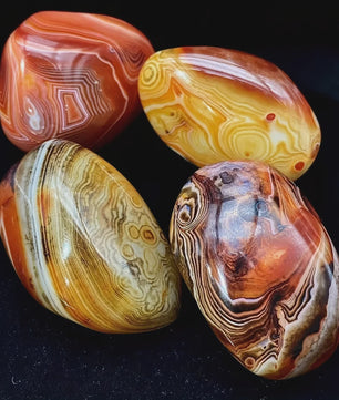 Natuurlijke Sardonyx Agate Palmsteen - Gepolijste Helende Kristal voor Hand & Energie