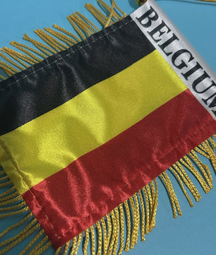 Belgische Mini Vlag voor Auto Raam - 8x12cm Polyester, Dubbelzijdig Bedrukt