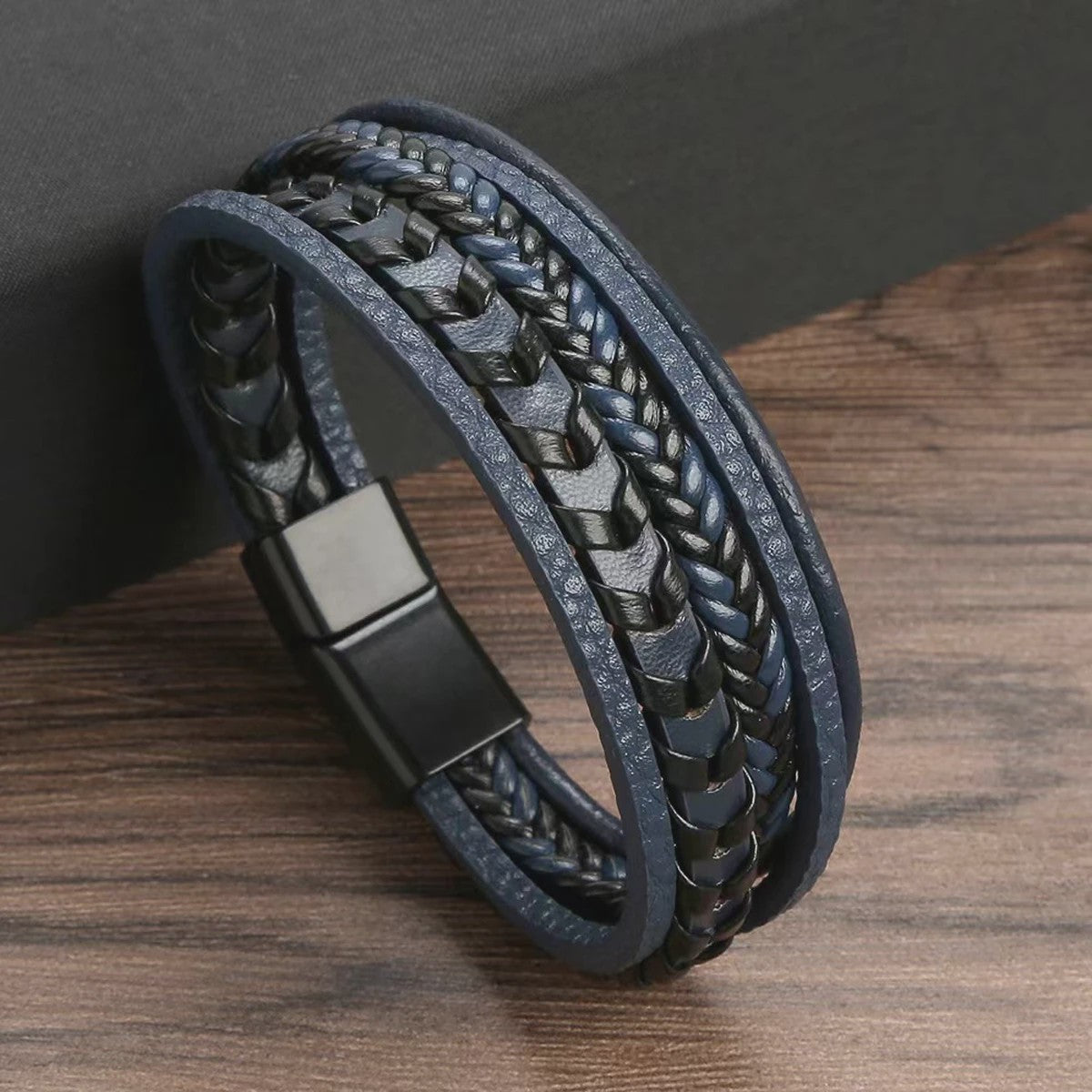 Heren Vintage Leren Armband met Gevlochten Design en Magnetische Sluiting