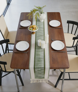 Groene Boho Tafel Runner met Franjes - Handgeweven - Rustiek Lente Decoratie