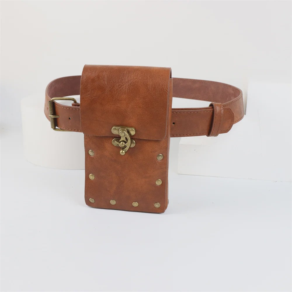 Middeleeuwse Cosplay Lederen Riem met Tas en Decoratieve Sleutels - Renaissance & Halloween Accessoire